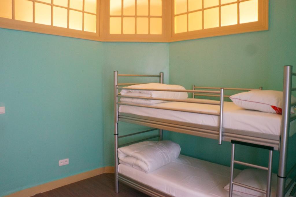 Es Hostel Saint-Gilles Екстериор снимка