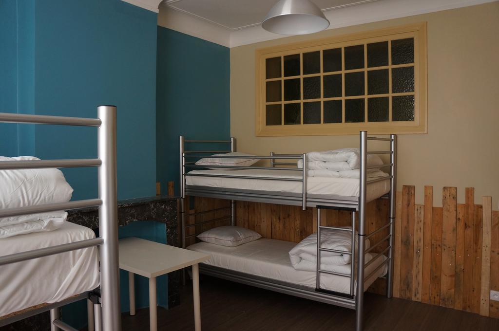 Es Hostel Saint-Gilles Екстериор снимка